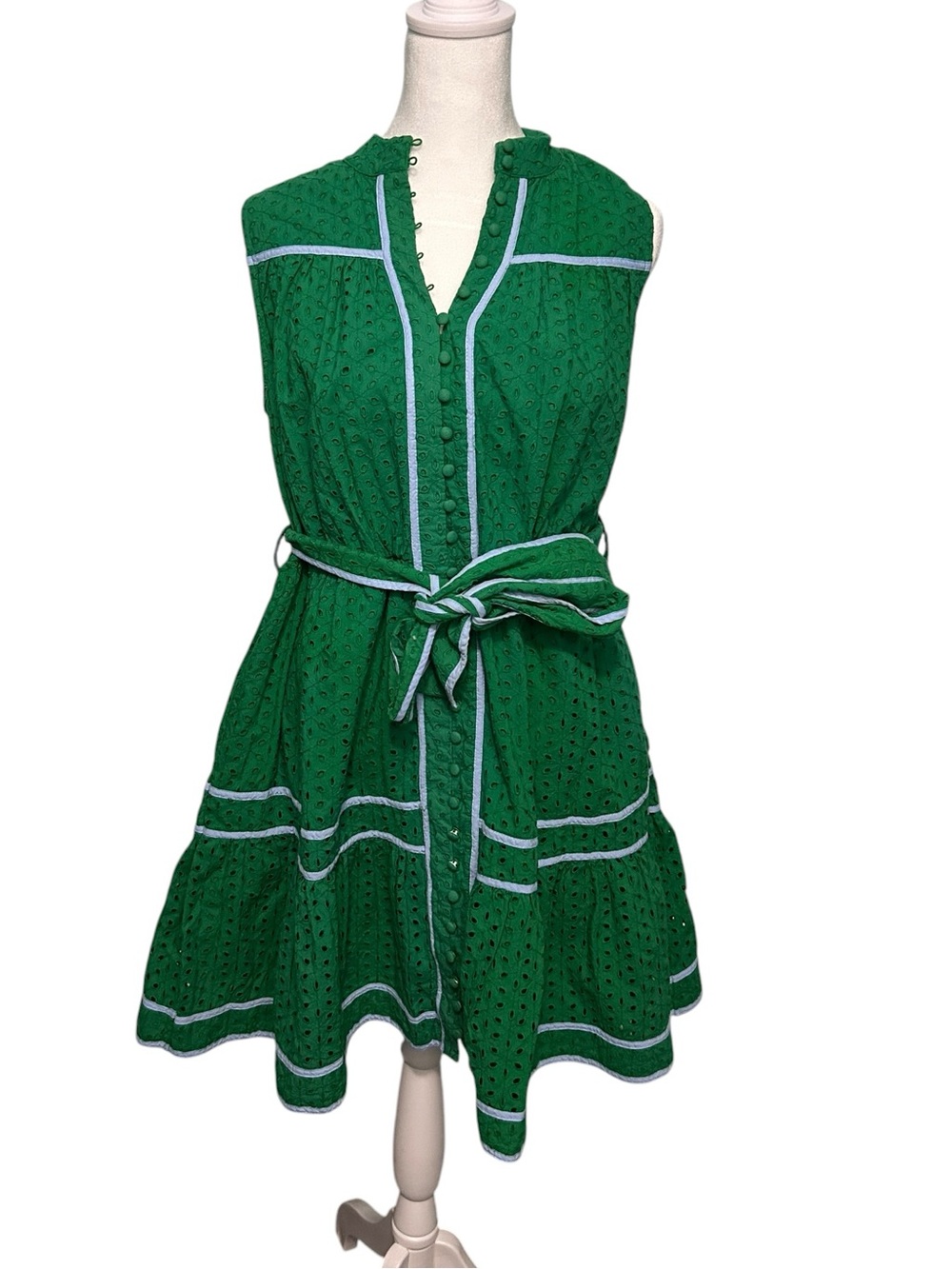 Crown & Ivy Green Eyelet Sleeveless Tie Waist Mini Dress Size Small NWT - Picture 3 of 11